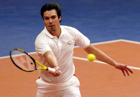 施和训练条 施和训练条