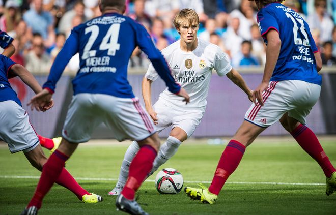 富的国际比 富的国际比